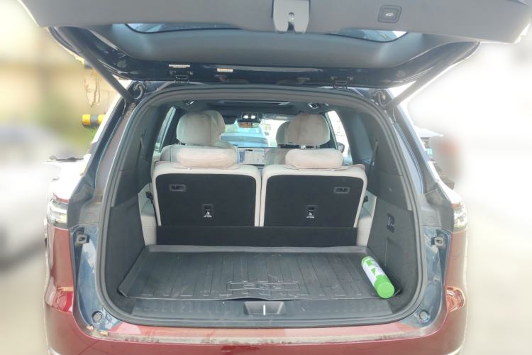 Used Deepal S09 2025 Model Rear-Wheel Drive Ultra+ Long-Range Version Trunk