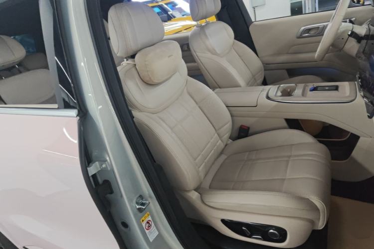 Used Deepal S09 2025 Four-Wheel Drive Ultra+ Custom Edition Right Front Seat