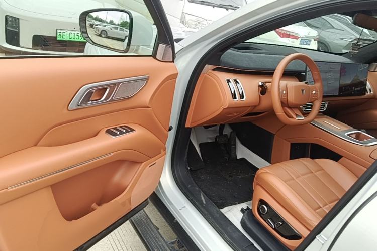 Used Deepal S09 2025 Four-Wheel Drive Ultra+ Custom Edition Driver Seat