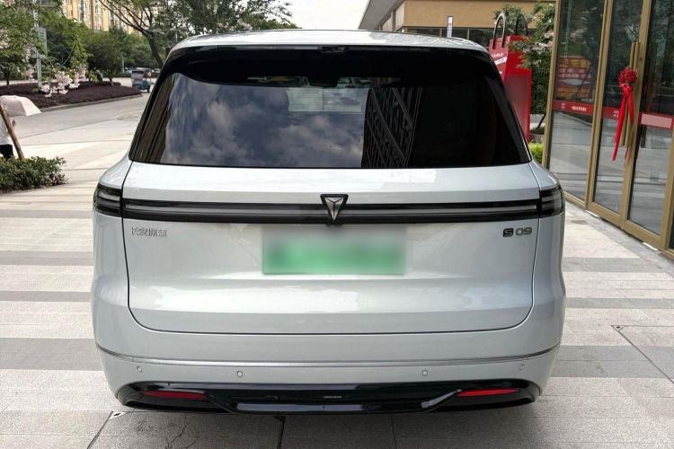 Used Deepal S09 2025 Four-Wheel Drive Ultra+ Custom Edition Exterior 2