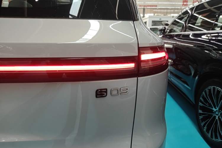 Used Deepal S09 2025 Rear-Drive Ultra Exterior 3