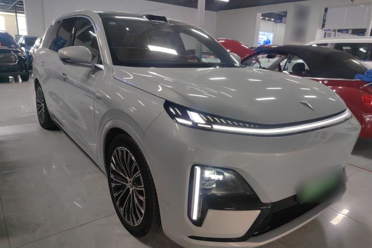 Used Deepal S09 2025 Four-Wheel Drive Ultra+ Custom Edition Exterior 4