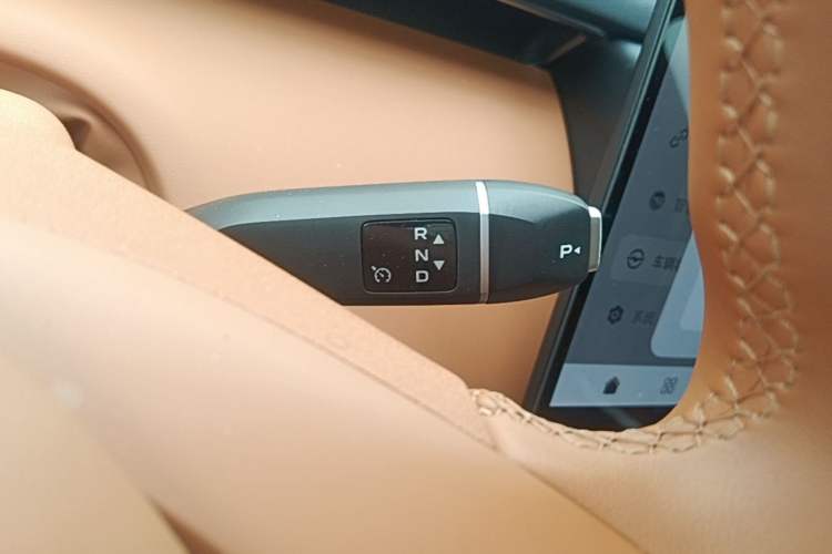 Used Deepal S09 2025 Four-Wheel Drive Ultra+ Custom Edition Gear Lever