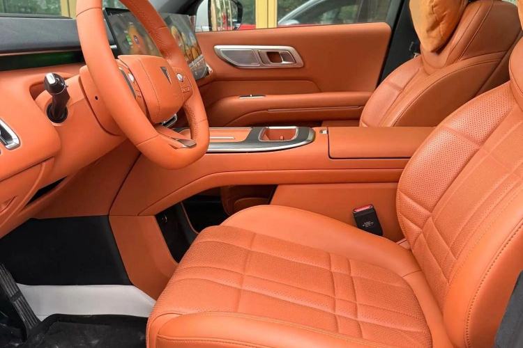 Used Deepal S09 2025 Four-Wheel Drive Ultra+ Custom Edition Interior 1