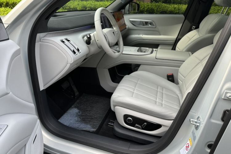Used Deepal S09 2025 Rear-Drive Ultra+ Interior 3