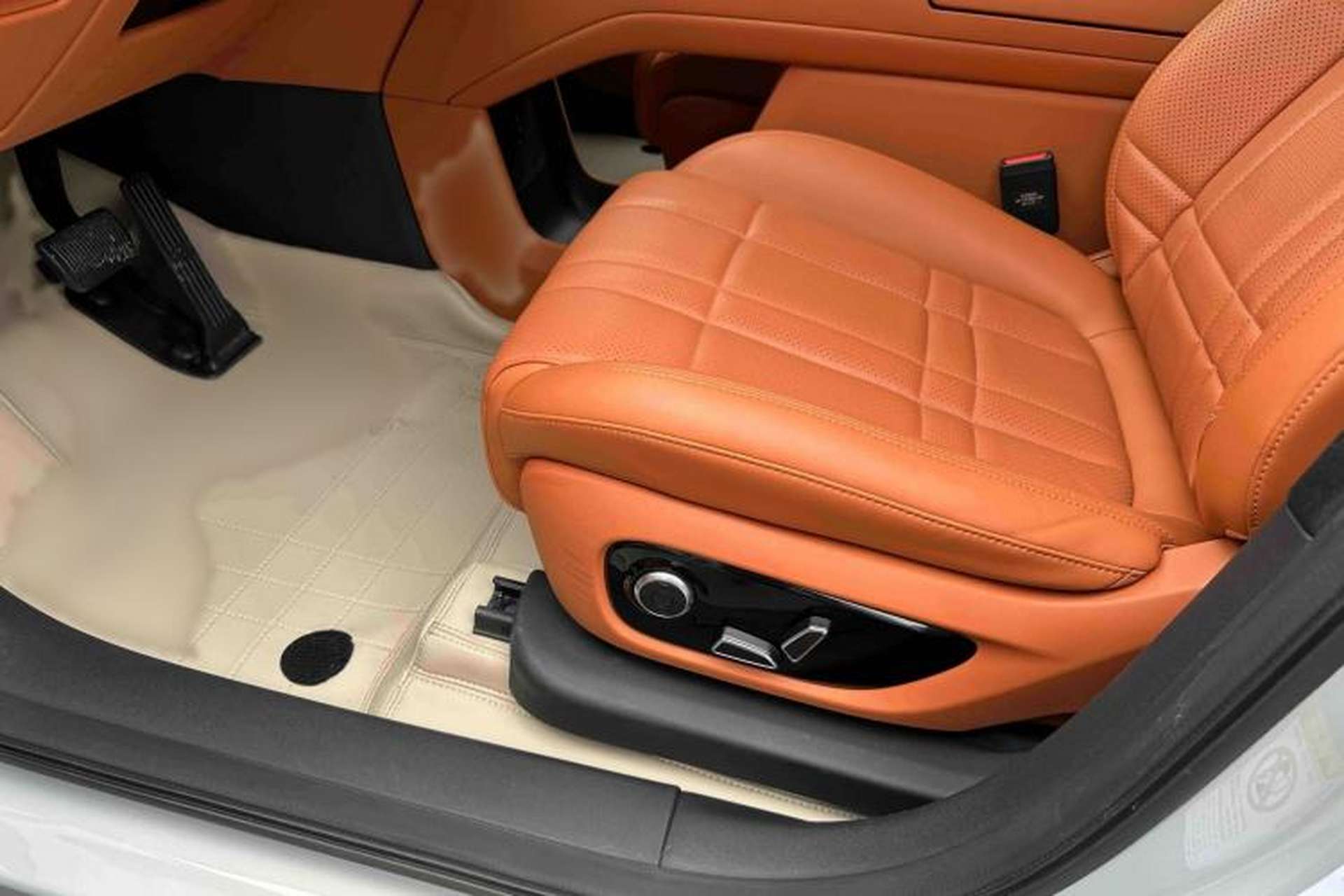Used Deepal S09 2025 Four-Wheel Drive Ultra+ Custom Edition Interior 7