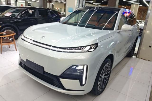 Used Deepal S09 2025 Four-Wheel Drive Ultra+ Custom Edition