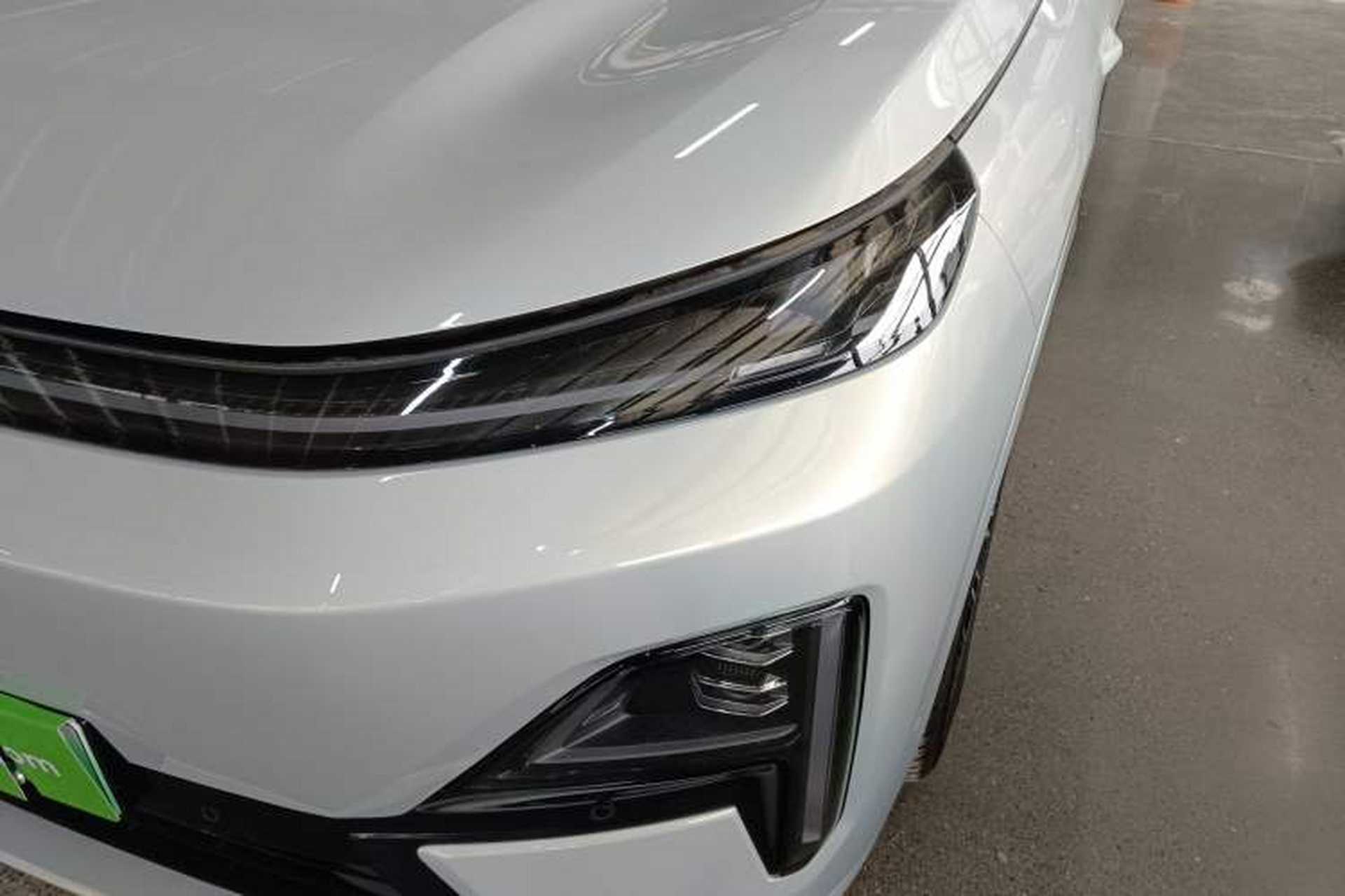 Used Deepal S09 2025 Four-Wheel Drive Ultra+ Custom Edition Left Front Headlight