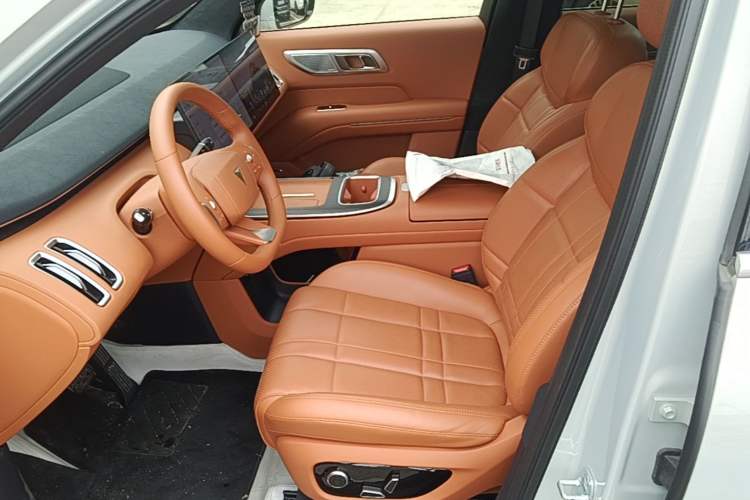 Used Deepal S09 2025 Four-Wheel Drive Ultra+ Custom Edition Left Front Seat