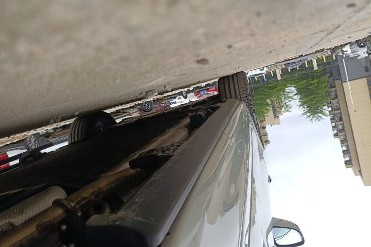 Used Deepal S09 2025 Rear-Drive Ultra+ Left Side Sill