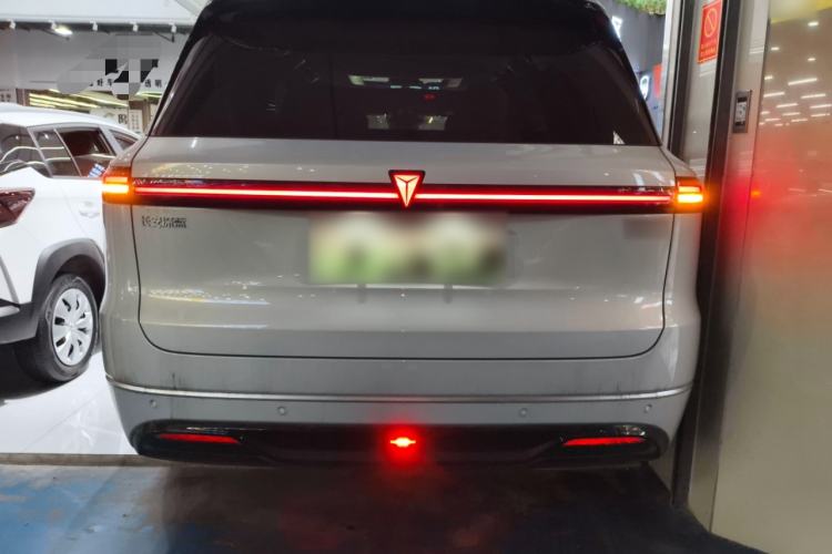 Used Deepal S09 2025 Four-Wheel Drive Ultra+ Custom Edition Rear