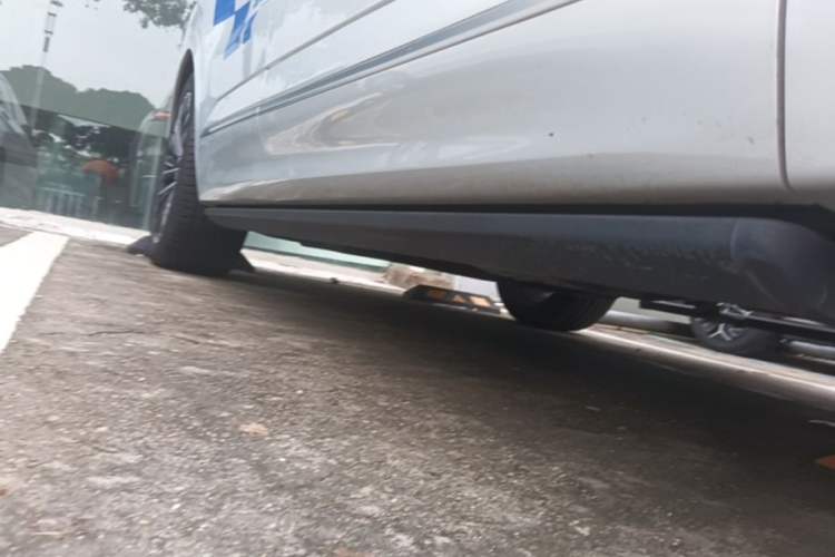 Used Deepal S09 2025 Four-Wheel Drive Ultra+ Custom Edition Right Side Sill