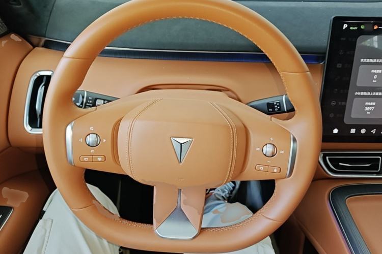 Used Deepal S09 2025 Four-Wheel Drive Ultra+ Custom Edition Steering Wheel