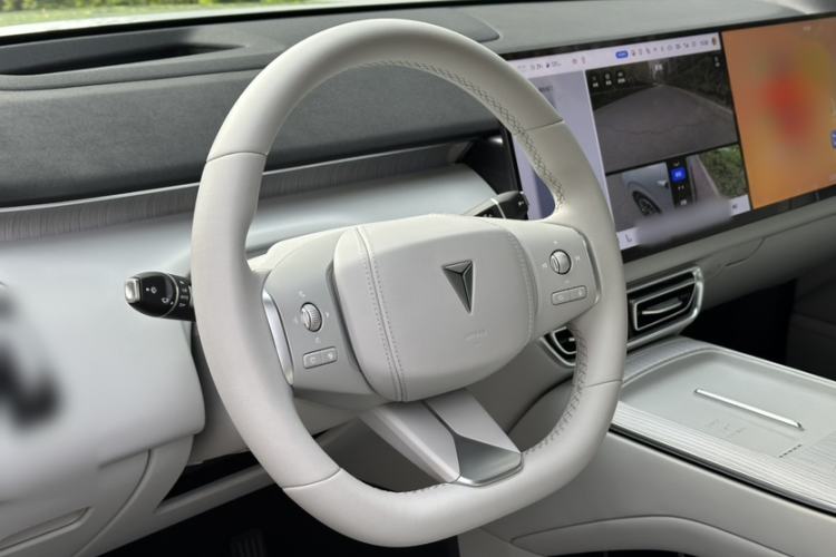 Used Deepal S09 2025 Rear-Drive Ultra+ Steering Wheel