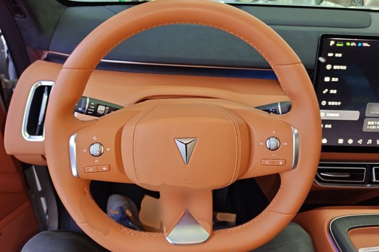 Used Deepal S09 2025 Four-Wheel Drive Ultra+ Custom Edition Steering Wheel