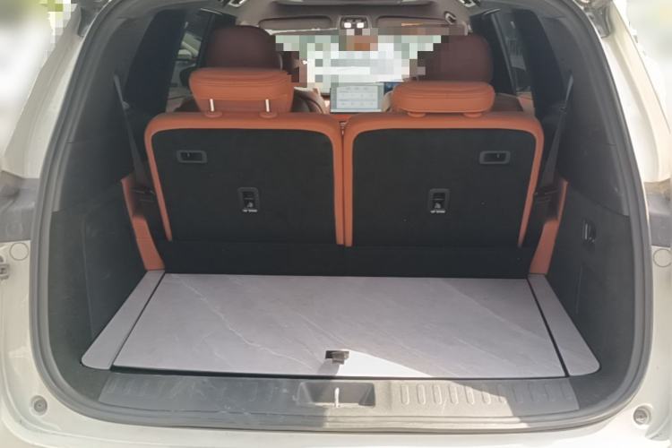 Used Deepal S09 2025 Four-Wheel Drive Ultra+ Custom Edition Trunk