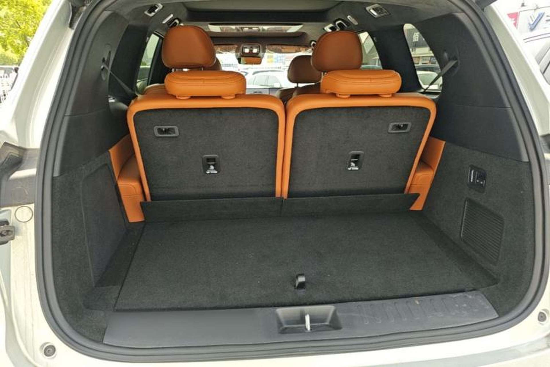 Used Deepal S09 2025 Four-Wheel Drive Ultra+ Custom Edition Trunk