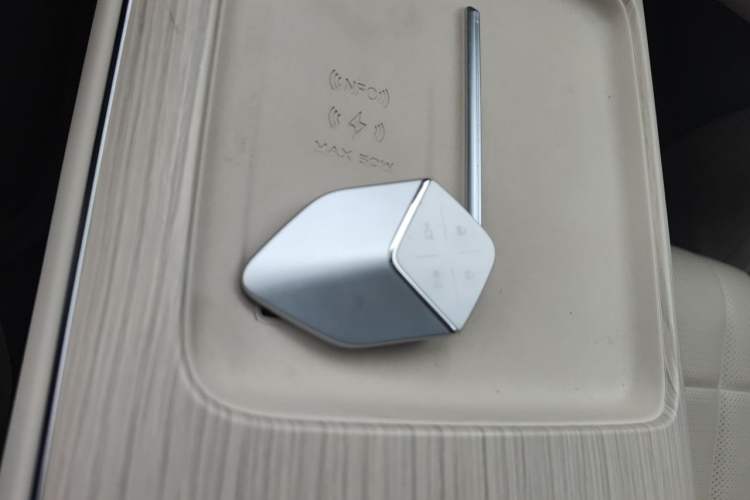 Used Deepal S09 2025 Four-Wheel Drive Ultra+ Custom Edition Vehicle Key