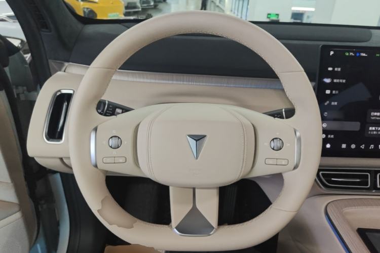 Used Deepal S09 2025 Four-Wheel Drive Ultra+ Custom Edition Steering Wheel