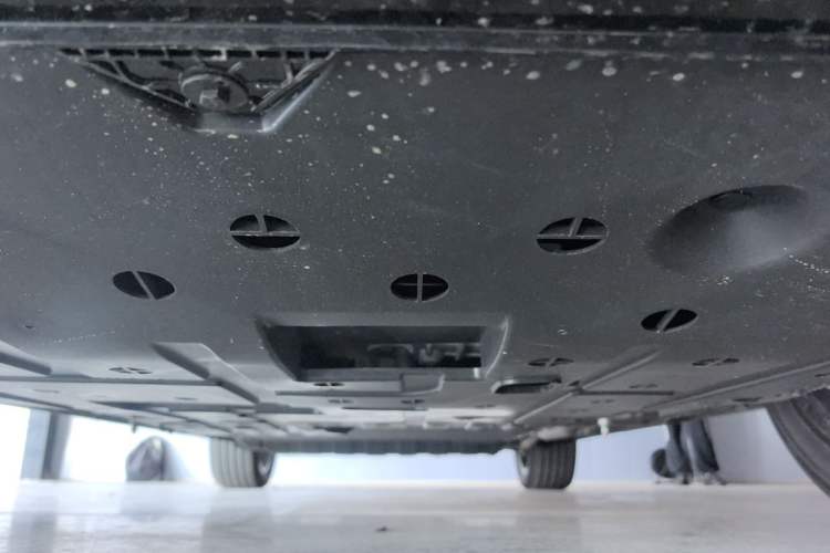 Used Deepal S09 2026 Rear-Drive Ultra Extended-Range Edition Chassis Front