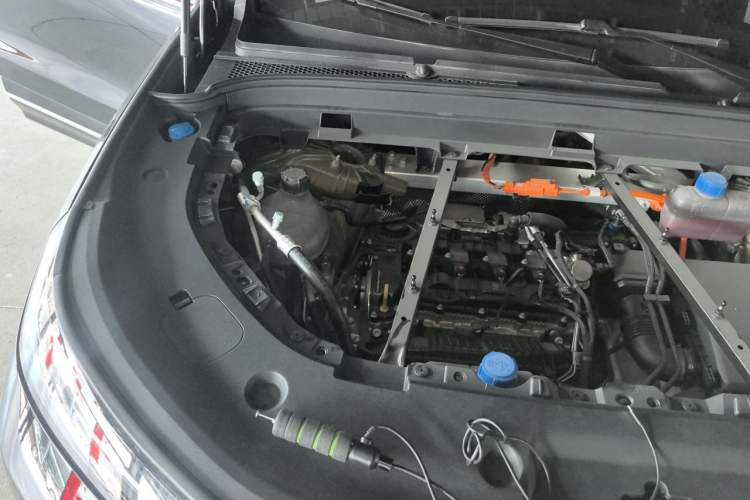 Used Deepal S09 2026 Rear-Drive Ultra Extended-Range Edition Engine Bay Right