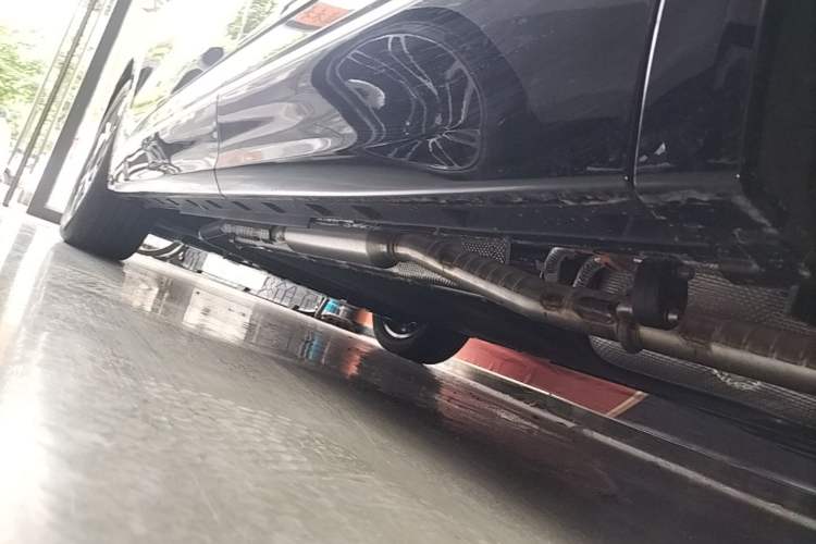 Used Deepal S09 2026 Rear-Drive Ultra Extended-Range Edition Left Side Sill