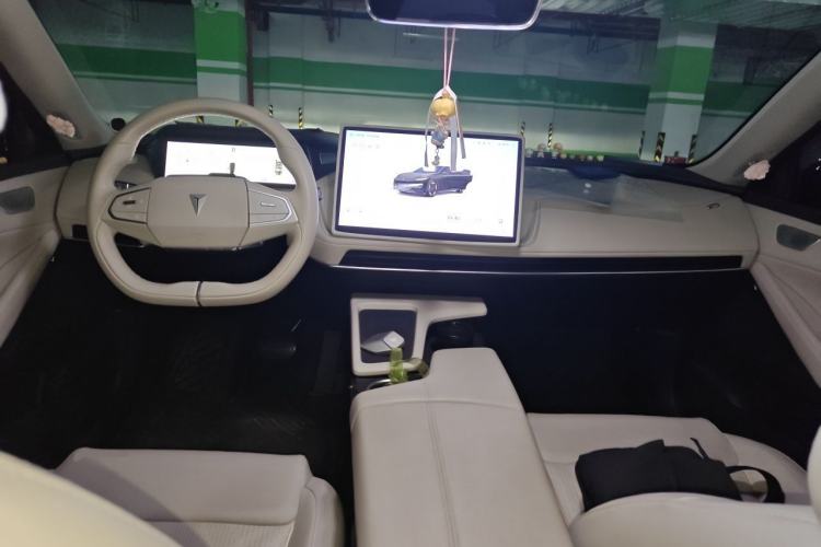 Used Deepal SL03 2022 1.5L 1200 Extended-Range Version Center Console