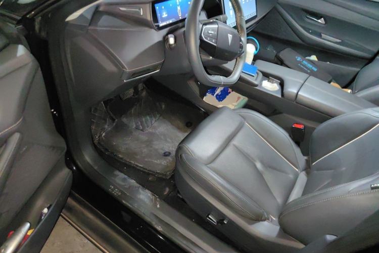Used Deepal SL03 2022 1.5L 1200 Extended-Range Version Driver Seat
