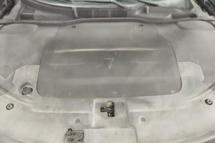 Used Deepal SL03 2022 1.5L 1200 Extended-Range Version Engine Bay