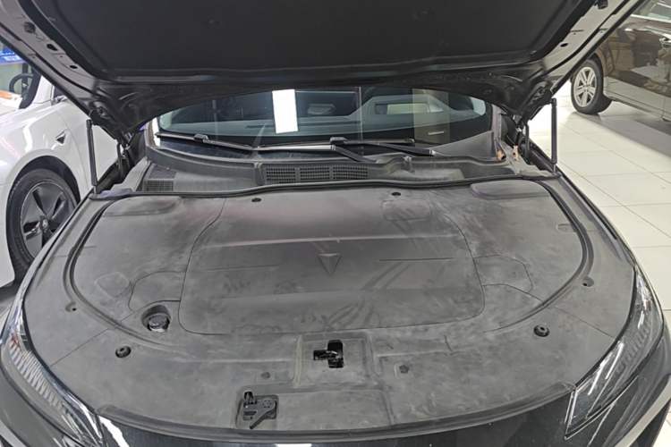 Used Deepal SL03 2022 1.5L 1200 Extended-Range Version Engine Bay