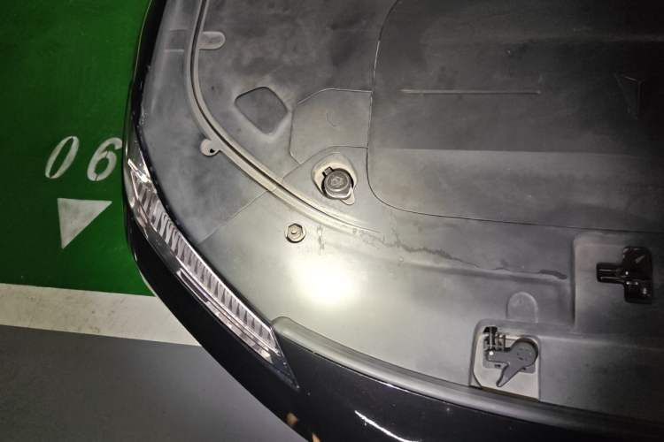 Used Deepal SL03 2022 1.5L 1200 Extended-Range Version Engine Bay Right