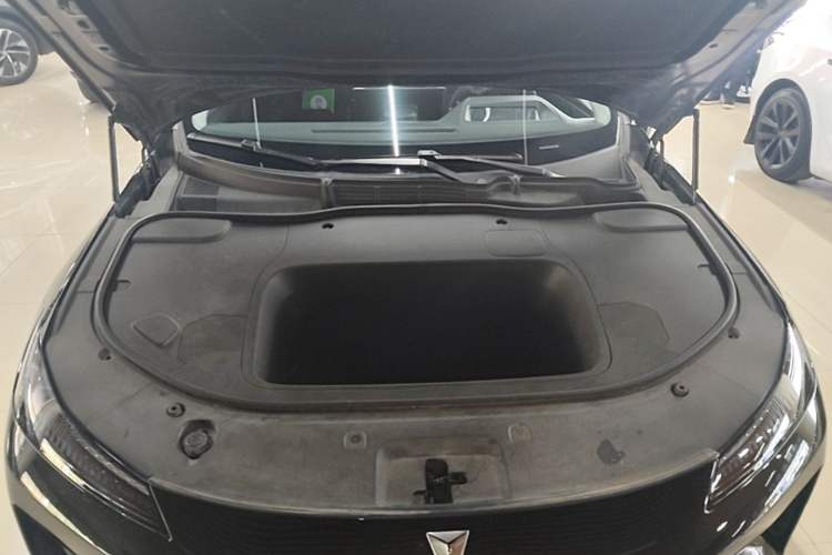 Used Deepal SL03 2022 515 Pure Electric Version Engine Bay