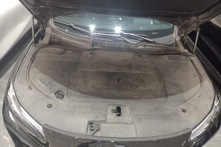 Used Deepal SL03 2022 1.5L 1200 Extended-Range Version Engine Bay