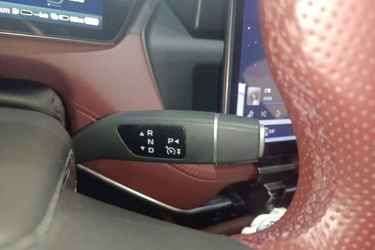 Used Deepal SL03 2022 1.5L 1200 Extended-Range Version Gear Lever