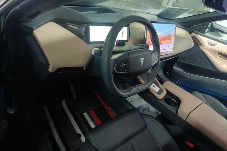 Used Deepal SL03 2022 1.5L 1200 Extended-Range Version Interior 2