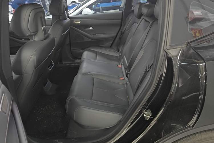 Used Deepal SL03 2022 1.5L 1200 Extended-Range Version Left Rear Seat