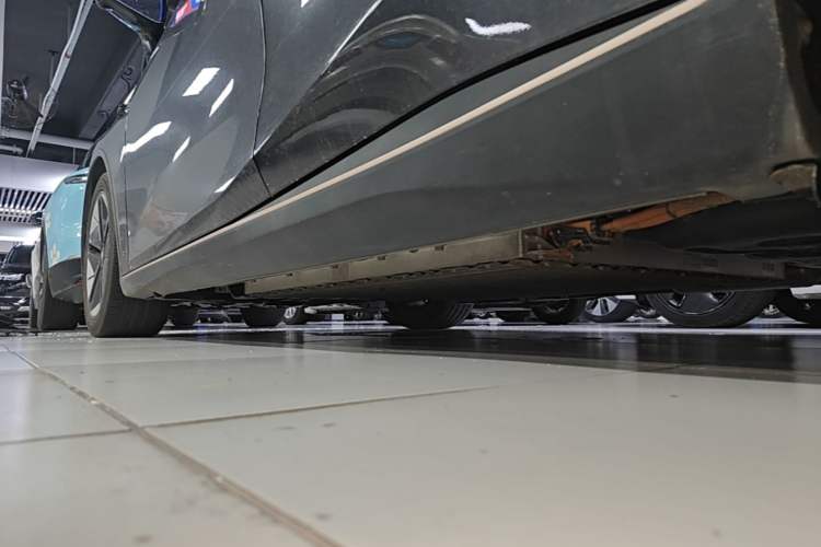 Used Deepal SL03 2022 1.5L 1200 Extended-Range Version Left Side Sill