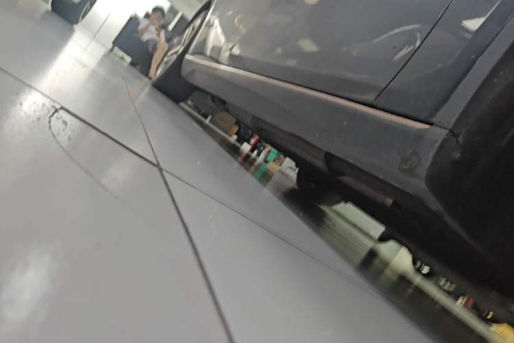 Used Deepal SL03 2022 1.5L 1200 Extended-Range Version Right Side Sill