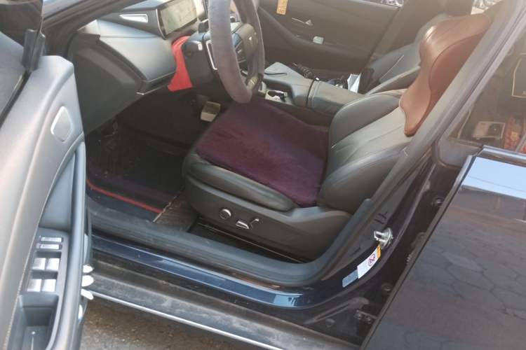 Used Deepal SL03 2022 1.5L 1200 Extended-Range Version Driver Seat