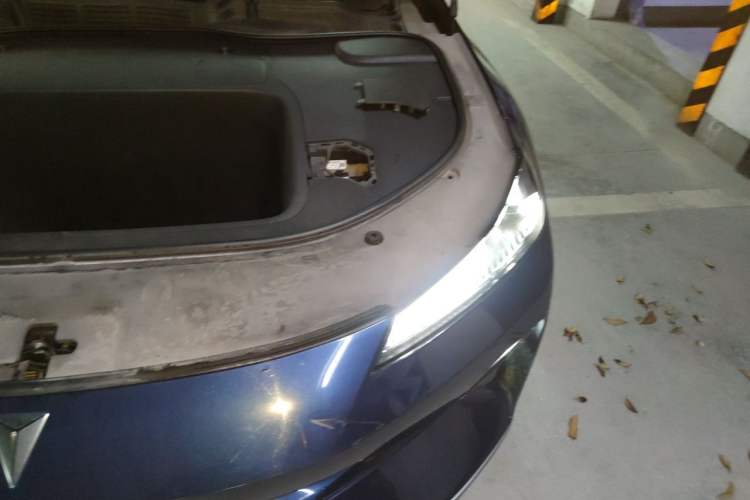 Used Deepal SL03 2022 515 Pure Electric Version Engine Bay Left