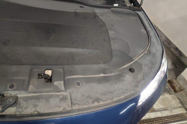 Used Deepal SL03 2022 1.5L 1200 Extended-Range Version Engine Bay Left