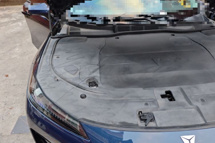 Used Deepal SL03 2022 1.5L 1200 Extended-Range Version Engine Bay Right