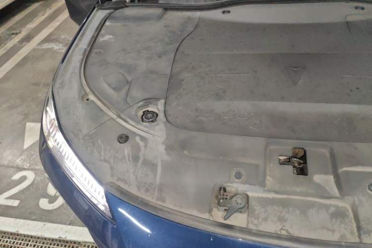 Used Deepal SL03 2022 1.5L 1200 Extended-Range Version Engine Bay Right
