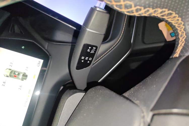 Used Deepal SL03 2022 1.5L 1200 Extended-Range Version Gear Lever