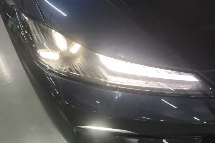 Used Deepal SL03 2022 1.5L 1200 Extended-Range Version Right Front Headlight