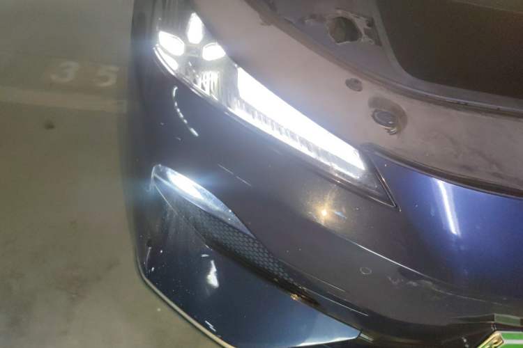 Used Deepal SL03 2022 515 Pure Electric Version Right Front Headlight