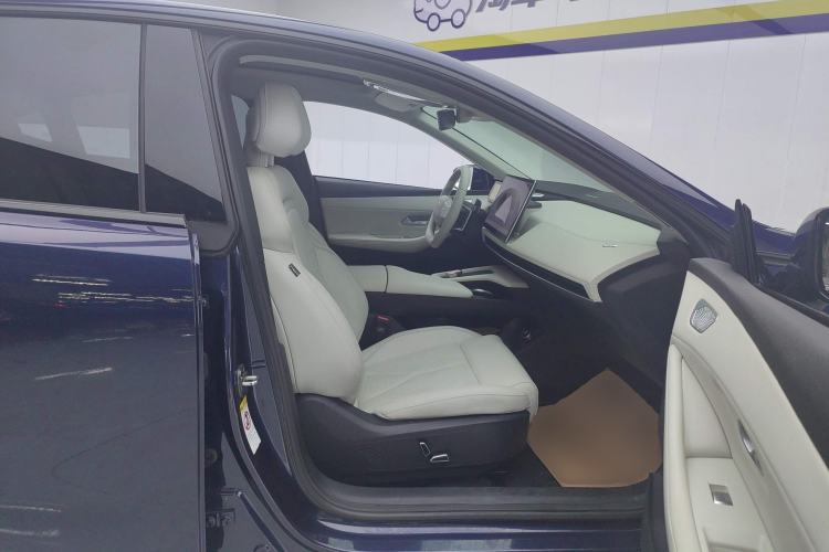 Used Deepal SL03 2022 1.5L 1200 Extended-Range Version Right Front Seat