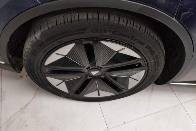 Used Deepal SL03 2022 515 Pure Electric Version Right Rear Wheel Hub