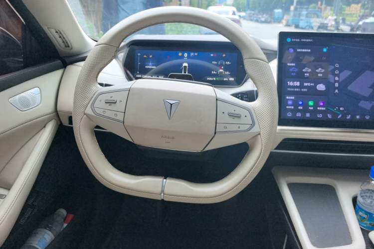 Used Deepal SL03 2022 515 Pure Electric Version Steering Wheel