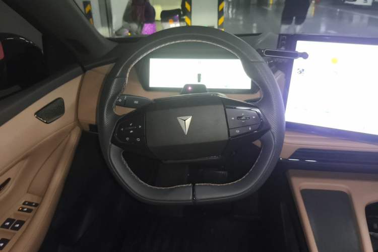 Used Deepal SL03 2022 1.5L 1200 Extended-Range Version Steering Wheel